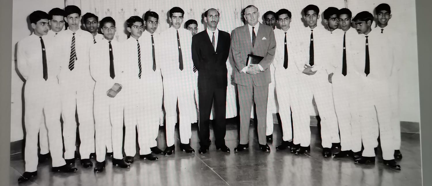 End of the Course Photograph - The 14th Entry Course