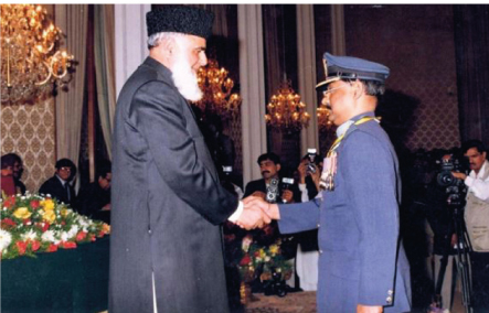 President of Pakistan <strong>Rafiq Tarar</strong>