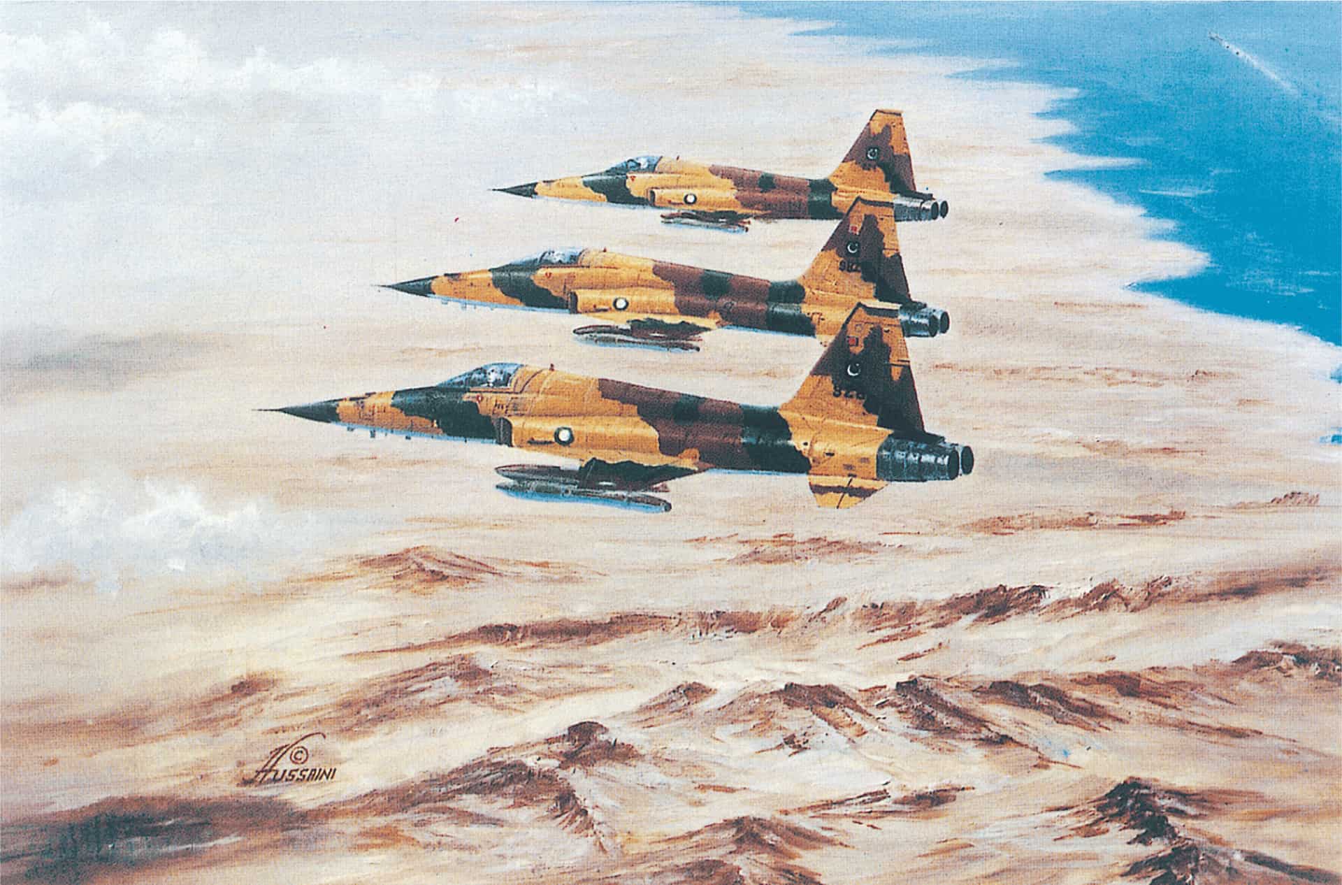 F-5 FIGHTERS ARRIVE IN PAKISTAN