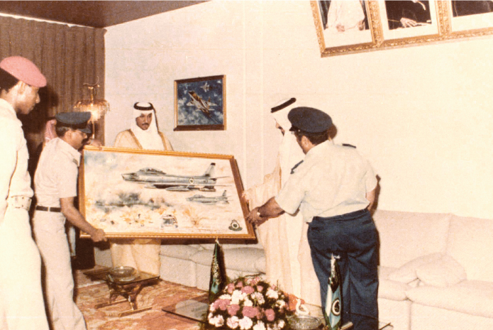 King Fahad Bin Abdullah gets Hussaini's painting